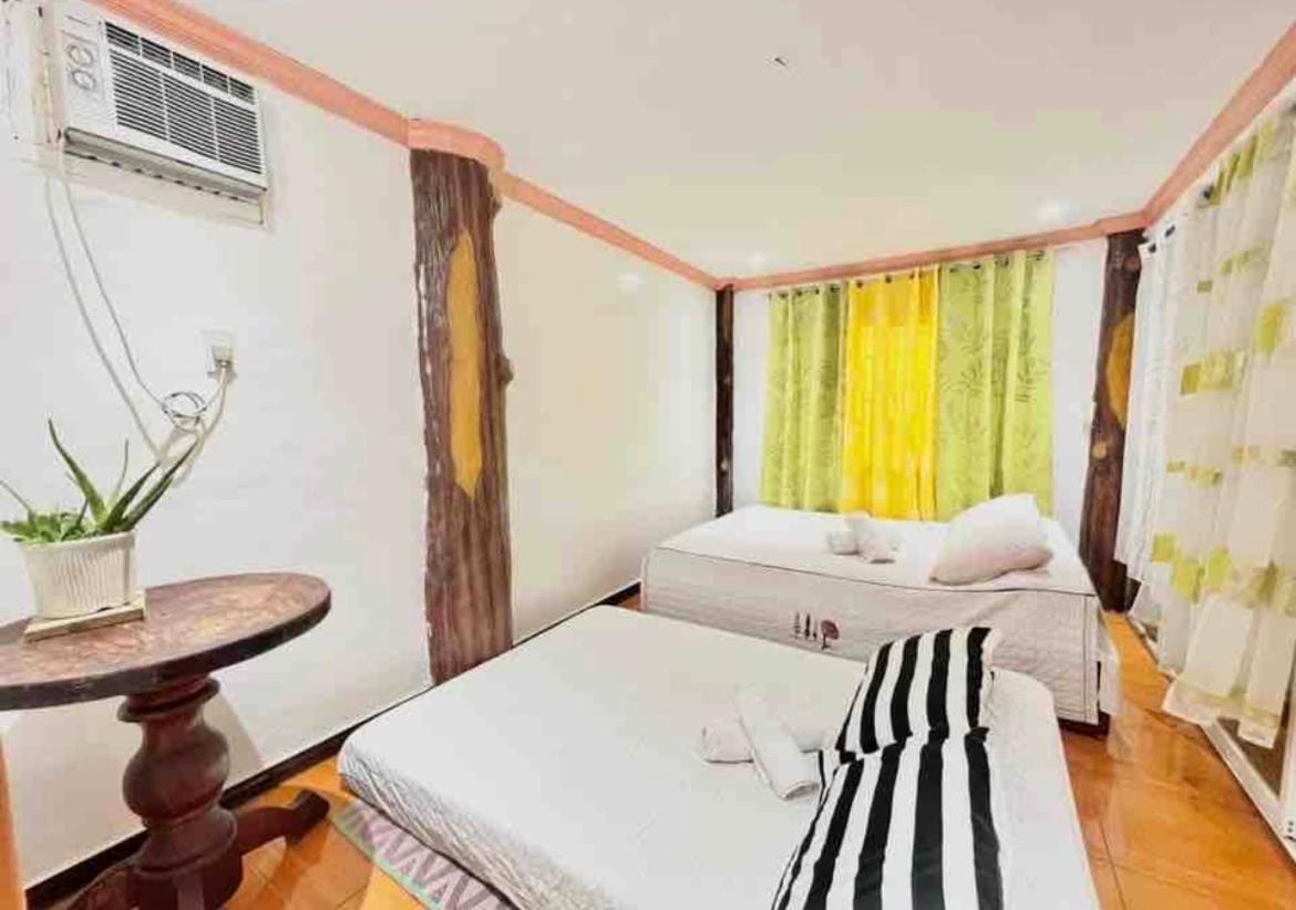Precious Homestay-Family Room Burgos  Bagian luar foto